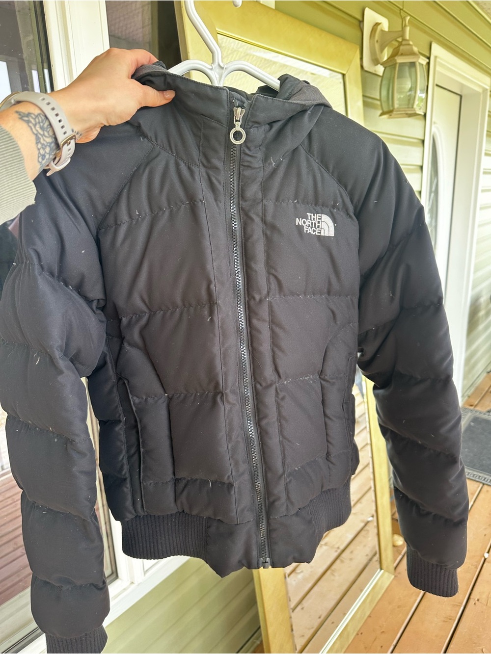 The North Face Black Hooded womans Insulated Puffer Jacket